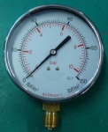 Pressure gauge with chromed bezel